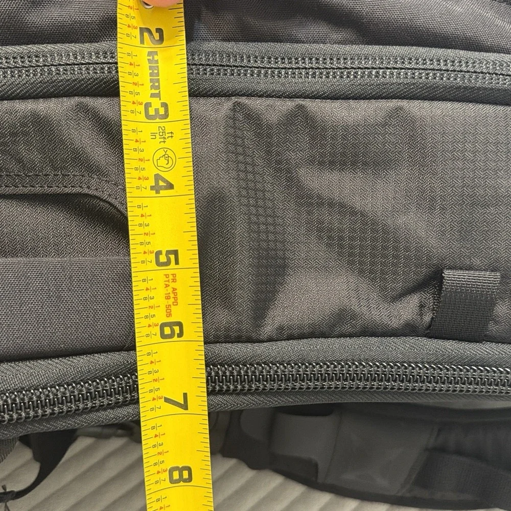 Vertx Commuter Sling 2.0 EDC CCW Bag F1 VTX5011 Backpack Black EUC